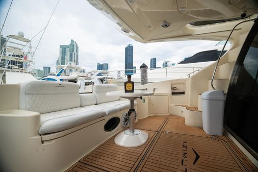 Azimut 55 flybridge image