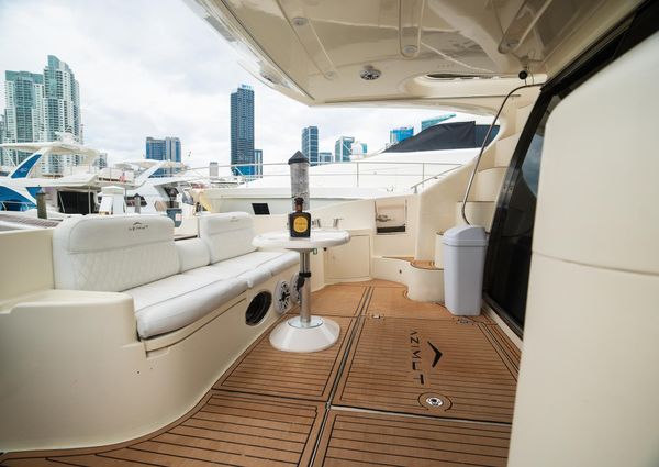 Azimut 55 flybridge image