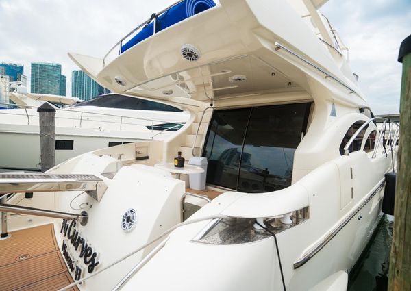 Azimut 55 flybridge image