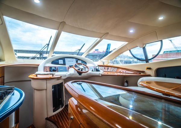 Azimut 55 flybridge image