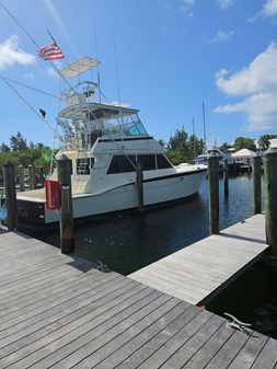 Hatteras 50-CONVERTIBLE image