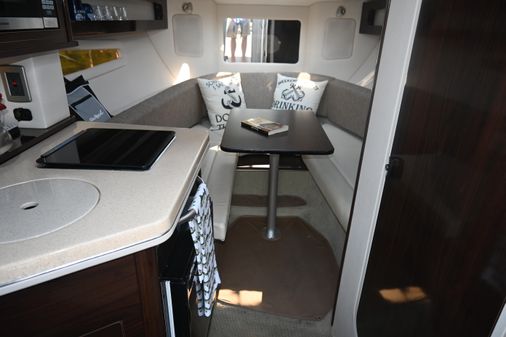 Sea Ray Sundancer 260 image