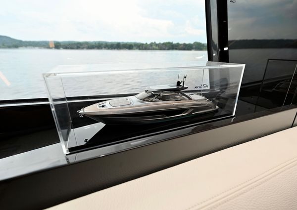 Riva 56 RIVALE image