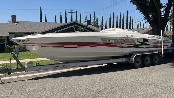 Wellcraft 33 Scarab AVS