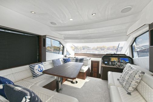 Galeon 500 Fly image