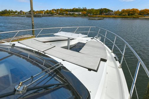 Galeon 500 Fly image