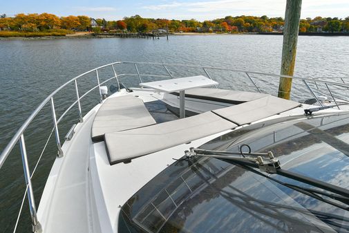 Galeon 500 Fly image