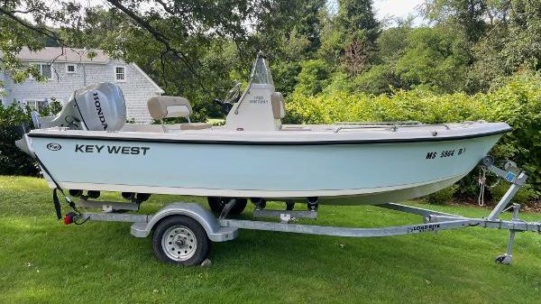 Key West 1720 Sportsman 