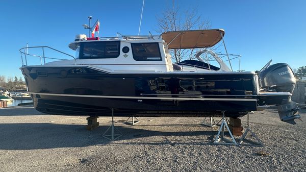 Ranger Tugs R-27