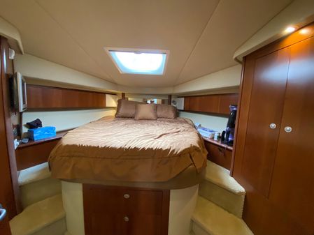 Sea Ray 44 Sedan Bridge image