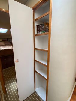 Sea Ray 44 Sedan Bridge image