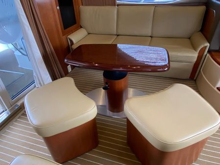Sea Ray 44 Sedan Bridge image