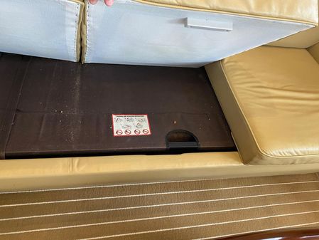 Sea Ray 44 Sedan Bridge image