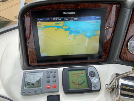 Sea Ray 44 Sedan Bridge image