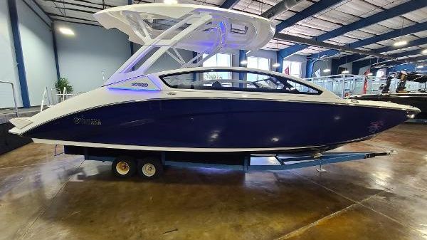 Yamaha Boats 275 SD