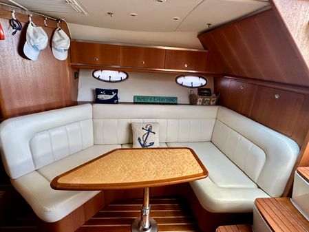 Tiara Yachts 3200 Open image