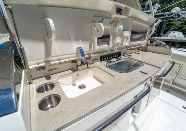 Boston Whaler 420 Outrage image