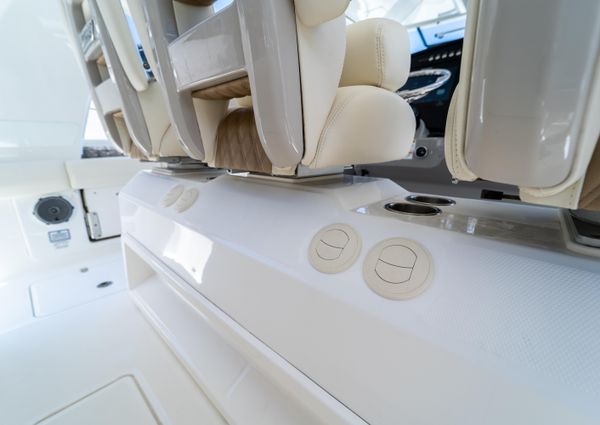 Boston Whaler 420 Outrage image