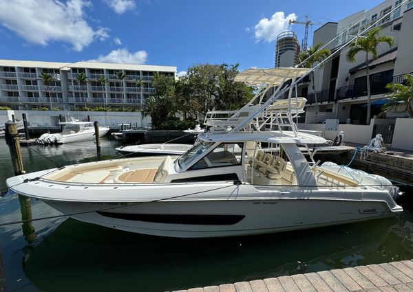 Boston Whaler 420 Outrage image