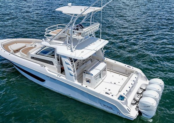 Boston Whaler 420 Outrage image