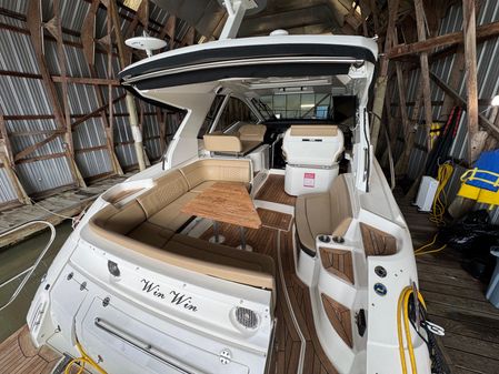 Sea Ray Sundancer 350 Coupe image