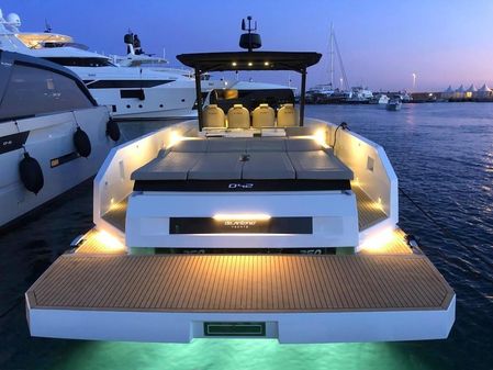 De Antonio Yachts 42 open image