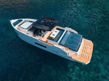 De Antonio Yachts 42 open image