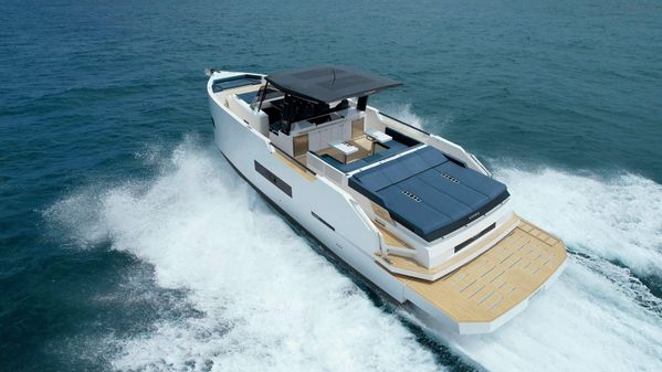 De Antonio Yachts 42 open image