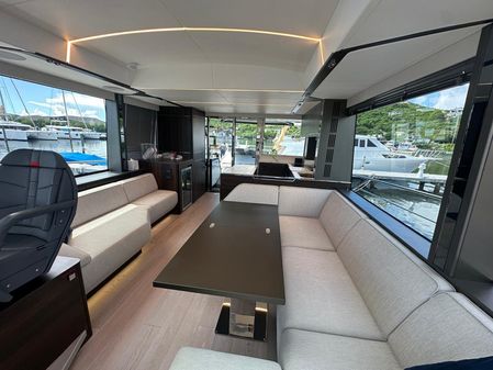 Sunseeker 65 Sport Yacht image