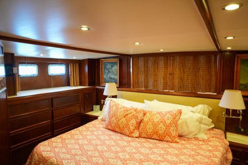 Hatteras Motor Yacht image