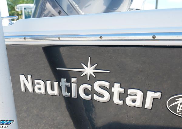 NauticStar 1910 NauticBay image