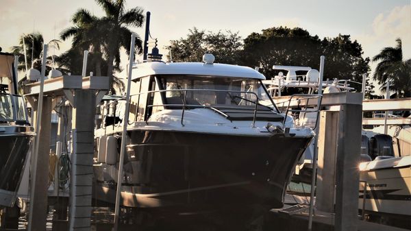 Jeanneau NC 895
