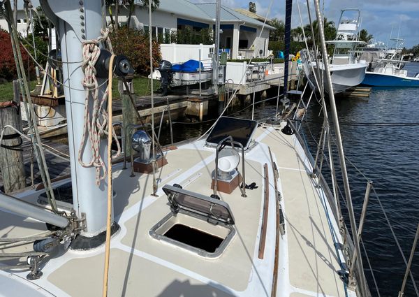 Gulfstar 44-SLOOP image