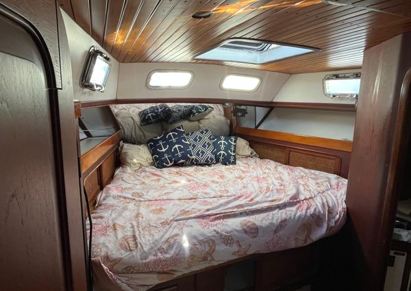 Gulfstar 44-SLOOP image