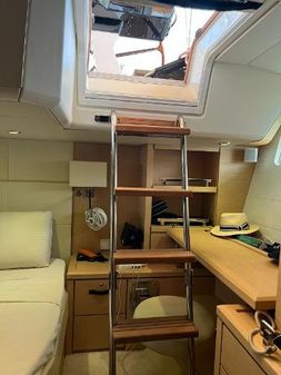 Jeanneau 64 image