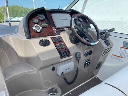 Cruisers Yachts 330 Express image