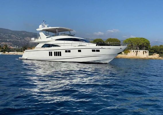 Fairline Squadron 78 - main image