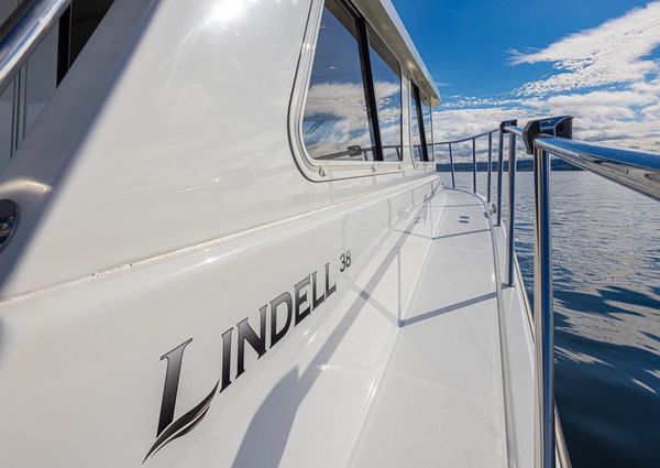Lindell 38-OFFSHORE image