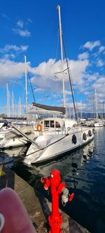 Lagoon 380 image