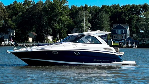Regal 35 Sport Coupe 