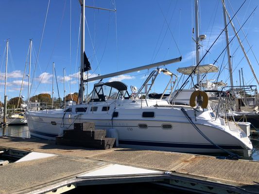 Hunter 456 - main image