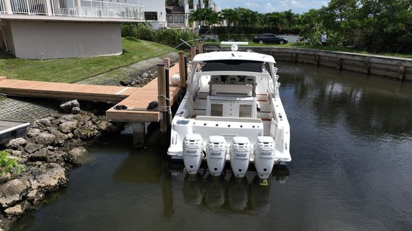 Boston Whaler 420 Outrage image