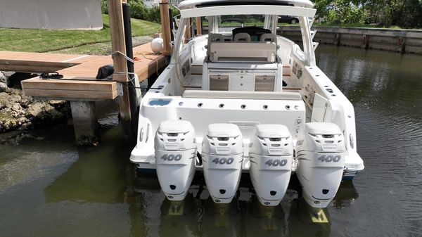 Boston Whaler 420 Outrage image