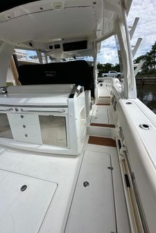 Boston Whaler 420 Outrage image