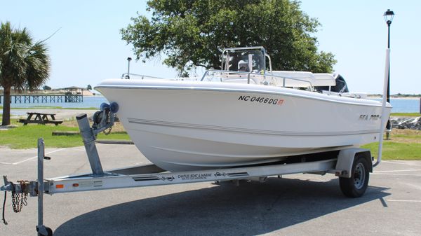 Sea Pro 186 Center Console 