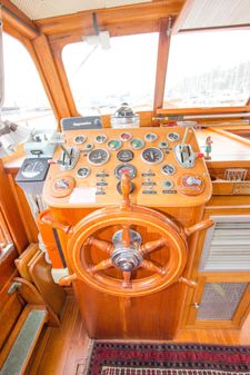 Stephens REPOWERED-BRIDGEDECK-CRUISER image