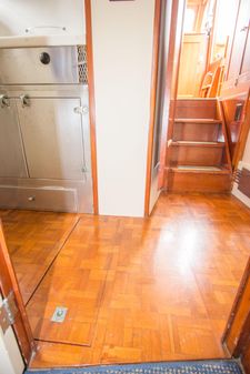 Stephens REPOWERED-BRIDGEDECK-CRUISER image