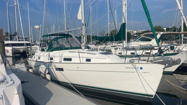 Beneteau Oceanis 36 CC 