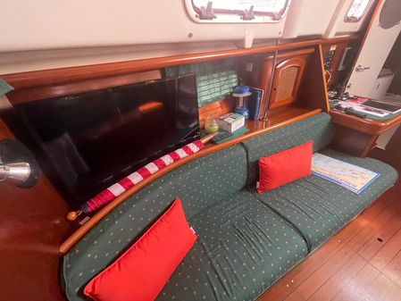 Beneteau Oceanis 36 CC image