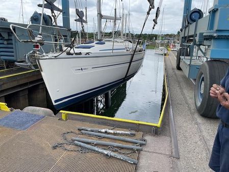 Bavaria 36-CRUISER image